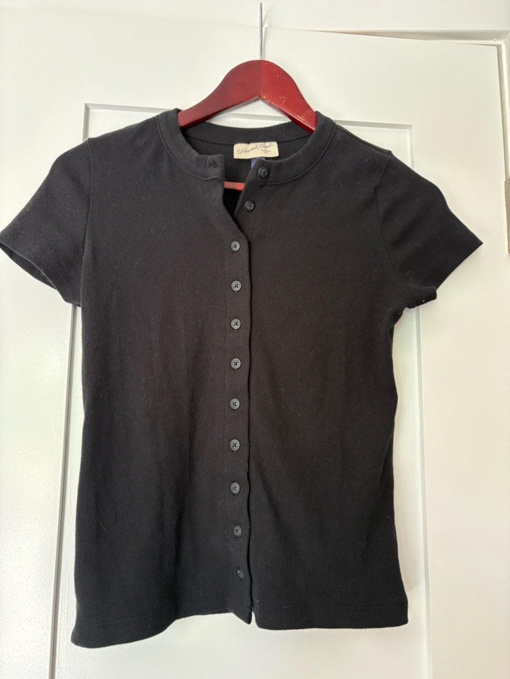 Universal Thread Black Short-Sleeve Button-Front Knit Top
